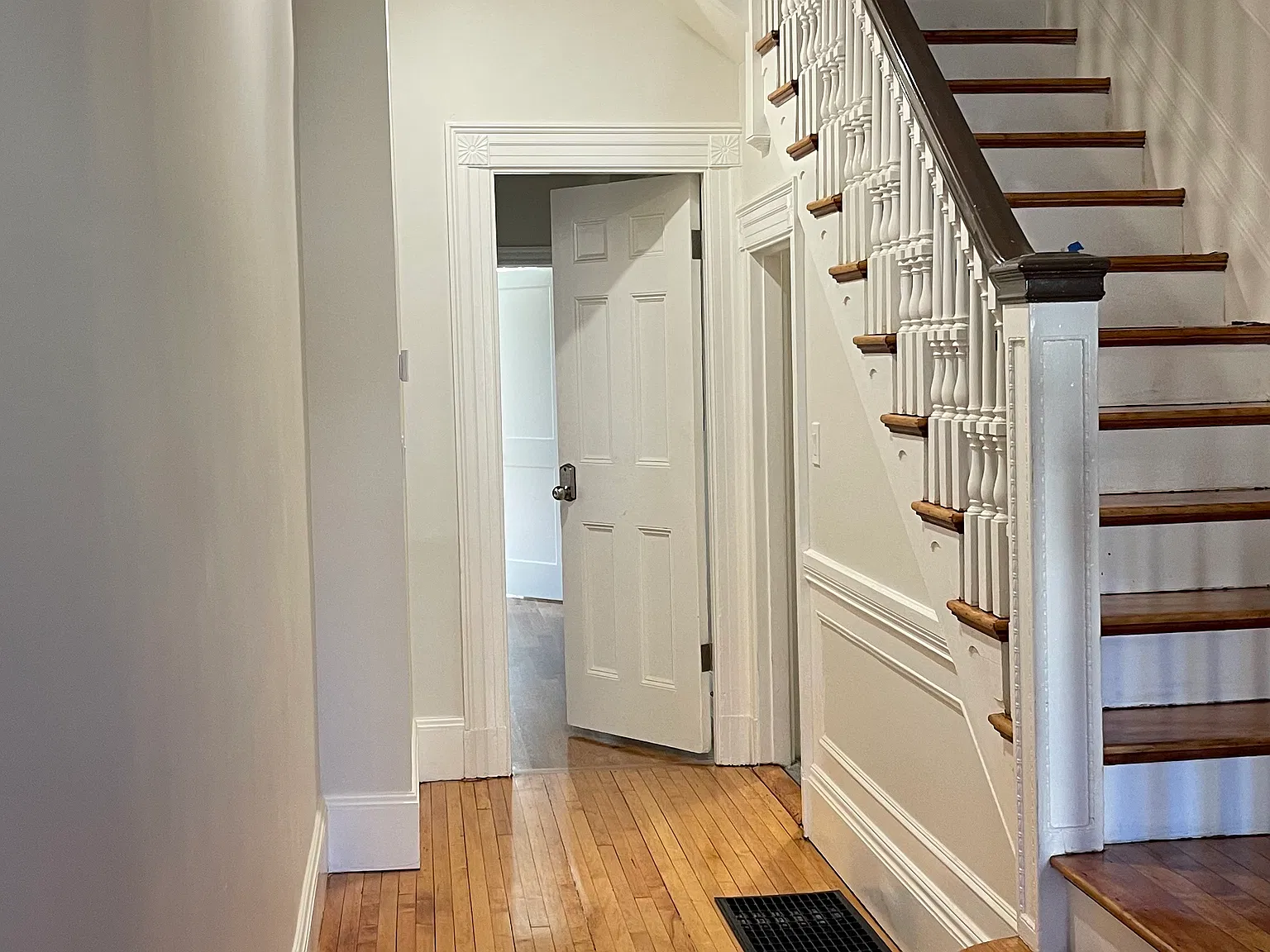 1 bed, 950 sqft, $4,500 — Photo 4