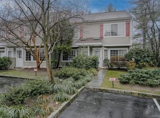 203 Park Ridge Ln, White Plains, NY 10603