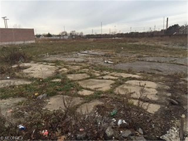2nd image of 16201 Euclid Ave