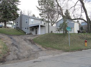 800 3rd St SW, Minot, ND 58701