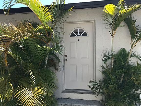2nd image of 3117 W Marcum St #B