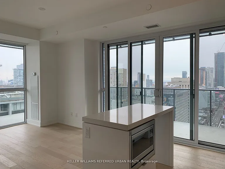 7 Grenville St #2410 — Photo 5