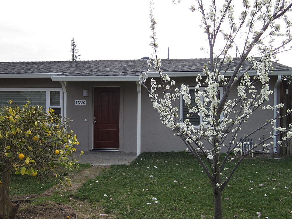 1st image of 17880 Los Alamos Dr