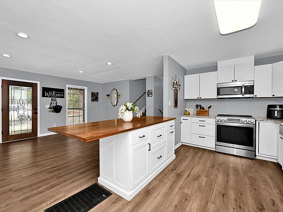 5th image of 319 Peaceful Acres Rd