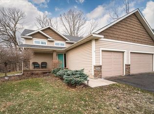 7507 Taylor Dr, Savage, MN 55378