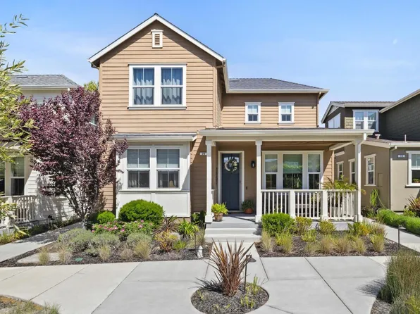 20 Cottage Lane, Novato, CA 94949