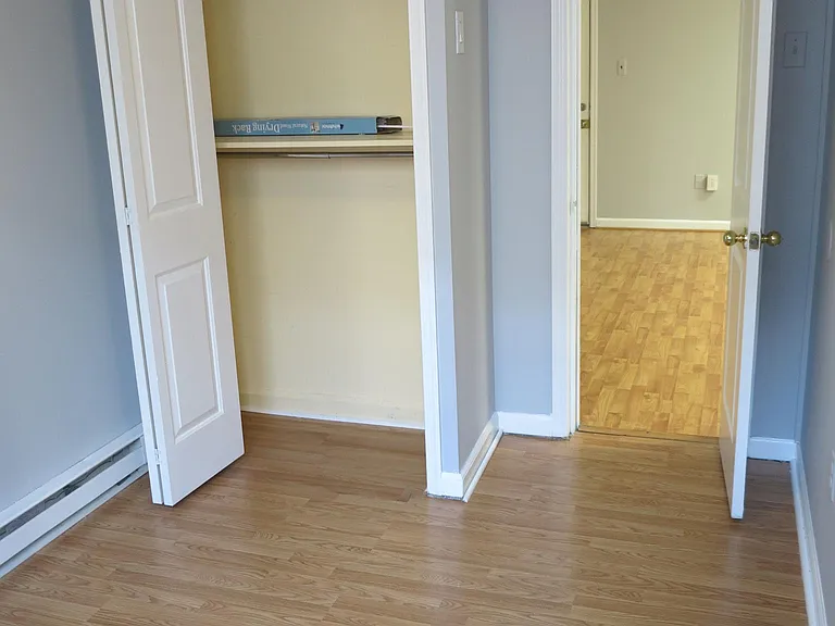 1909 Chestnut St #2 — Photo 14