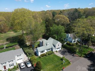 59 Echo Dr N, Darien, CT 06820