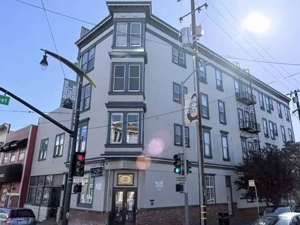 1st image of 711 22nd St APT 15
