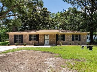 7465 Bowers Ln, Theodore, AL 36582