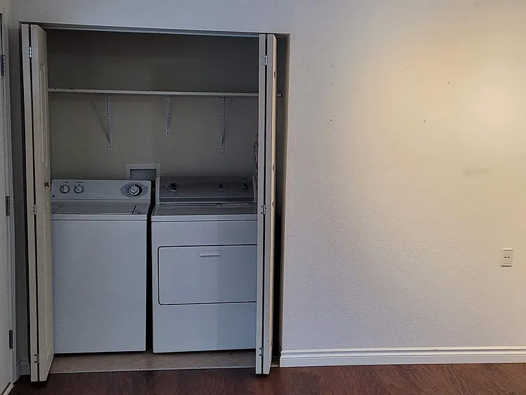 3501 N Brocton Ave #1 — Photo 10
