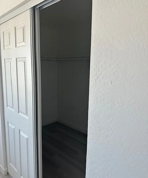 Bedroom number 1 closet