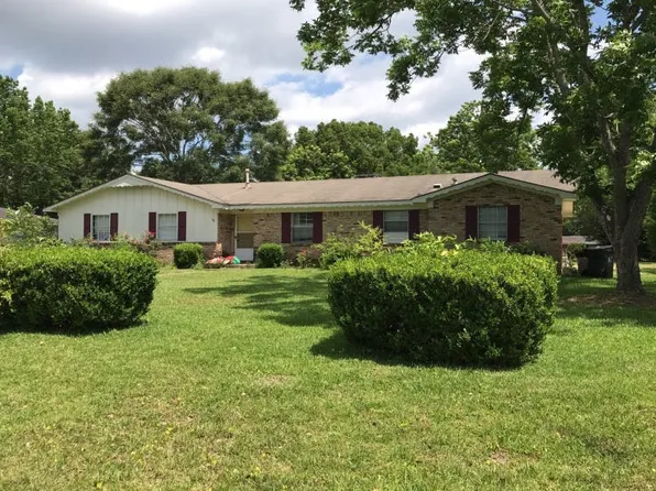 300 11th Ave, Chickasaw, AL 36611