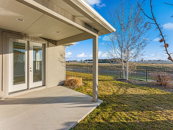 7th image of this home