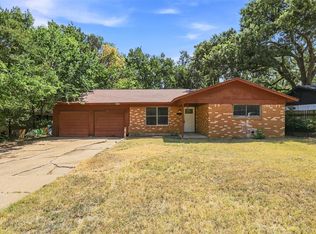 108 N Imperial Dr, Denison, TX 75020