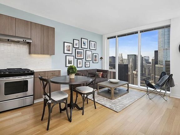 3rd image of 455 N Park Dr #4701