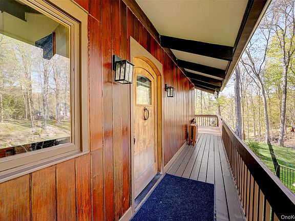 2nd image of 380 Long Ridge Road