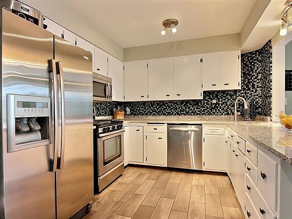 2nd image of 8702 Parkway Dr