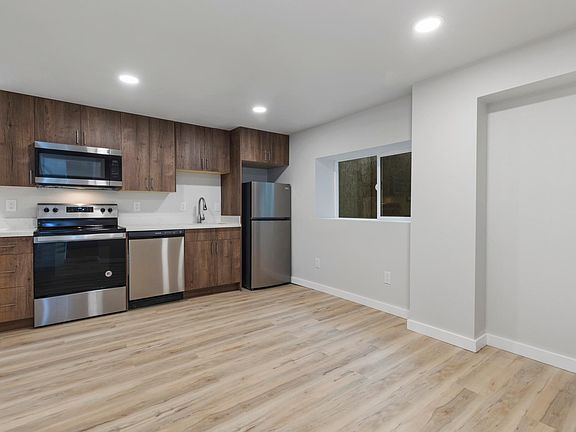 5th image of 4400 Linden Ave N #D358f7301