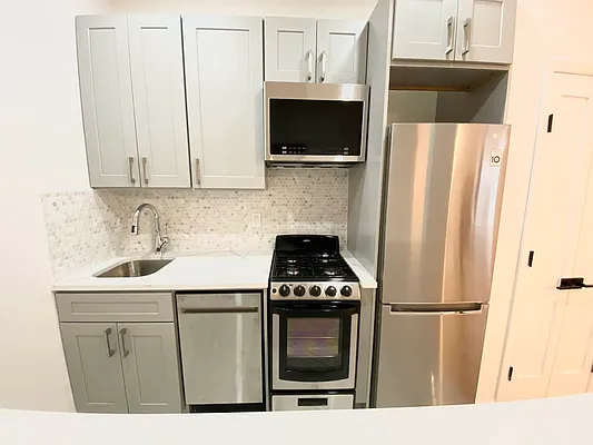 Rented by J PRESTON AND ASSOCIATES INC | media 11