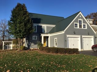 9488 Cypress Dr, Thornville, OH 43076