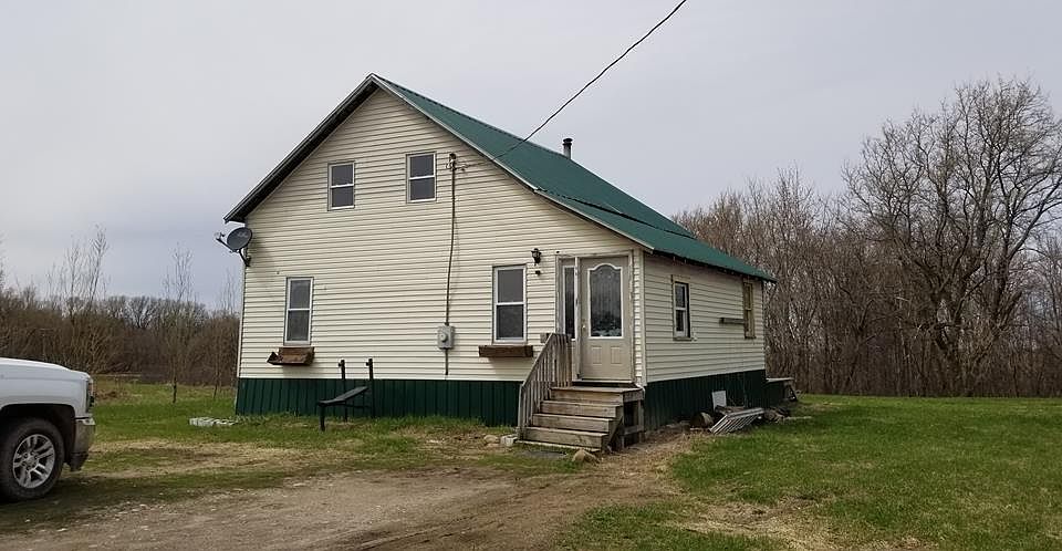 1st image of 21 McCormick Rd