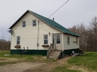 21 McCormick Rd, Chateaugay, NY 12920