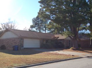 9100 Skypark Dr, Fort Smith, AR 72903