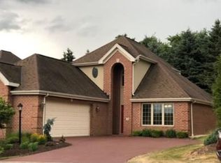 228 Prestonwood Ln, Mc Murray, PA