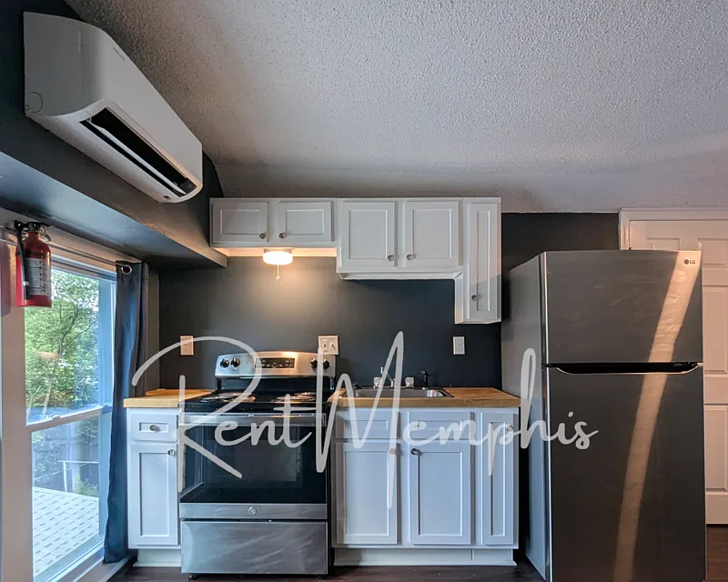 Studio, 1.0 bath, 750 sqft, $999 — Photo 2