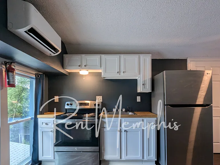 2234 Madison Ave #301 — Photo 2