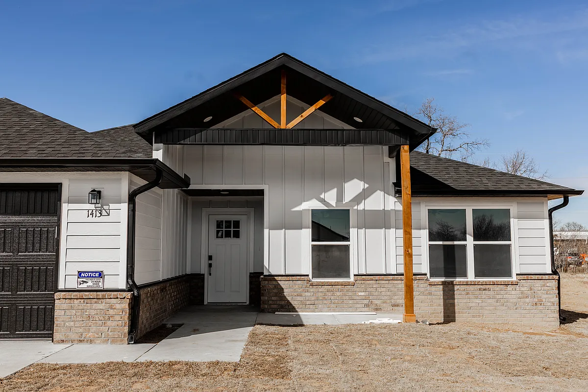 Building Photo - 1413 Emelyn Ln