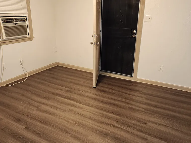 3622 Buchanan St — Photo 14