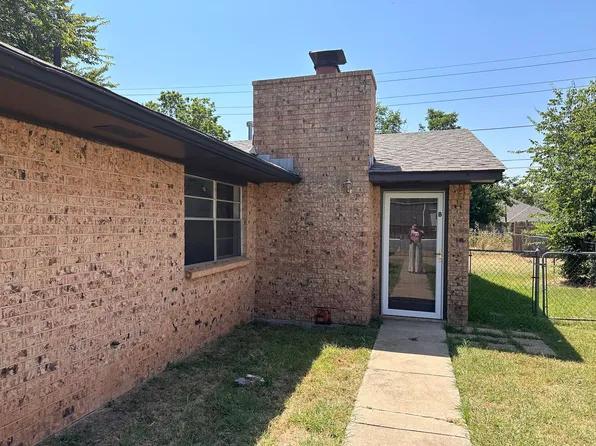 4806 NW Motif Manor Blvd, Lawton, OK 73505