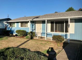 1304 N 19th St, Cottage Grove, OR 97424