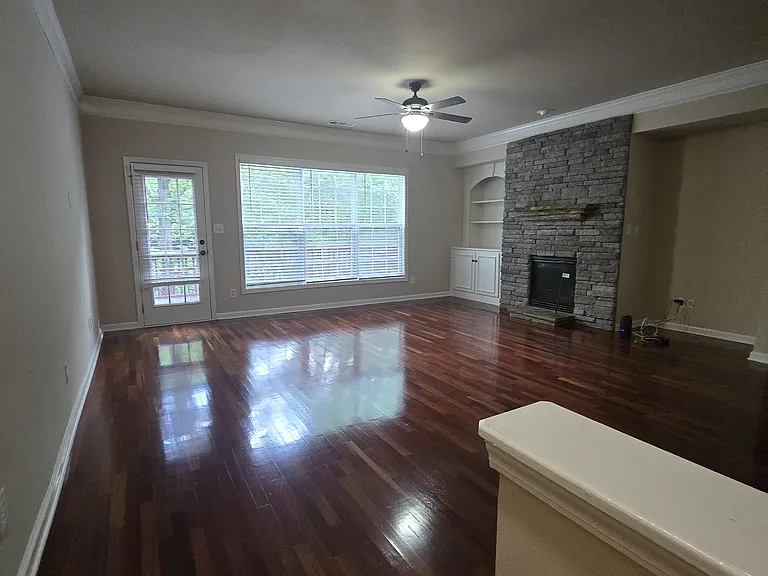 Living Room - 2nd Floor leads to Deck
