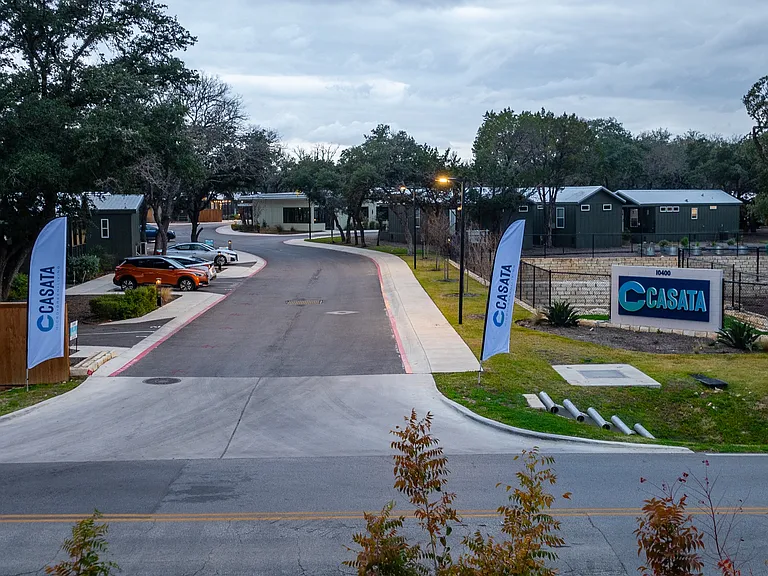 Casata Austin — Photo 81