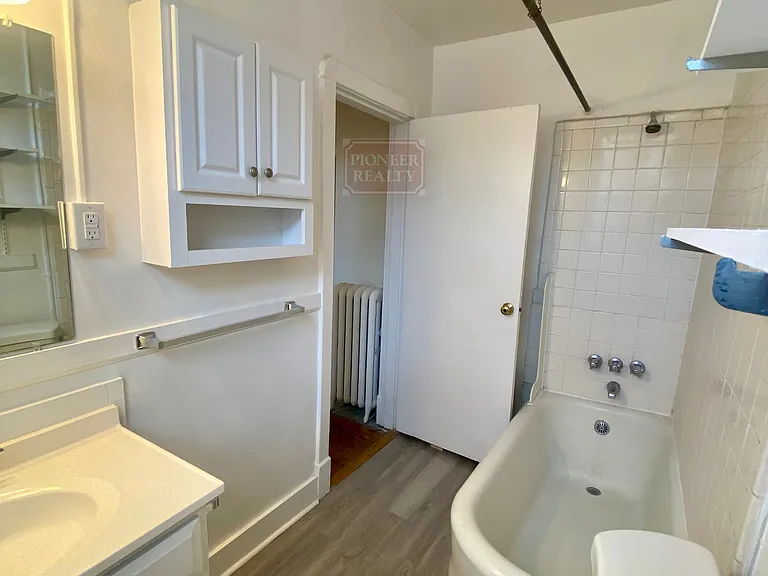 3110 Kensington Ave #8 — Photo 27
