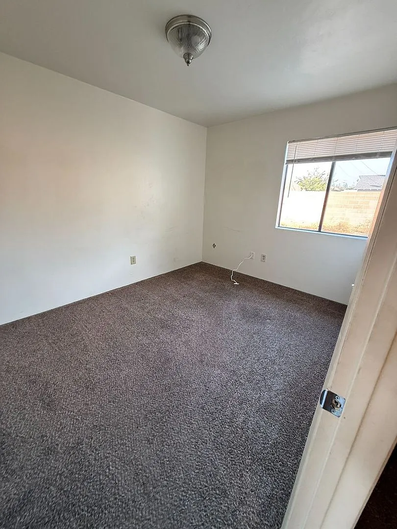 088- 2428 Eric Way A-D — Photo 4