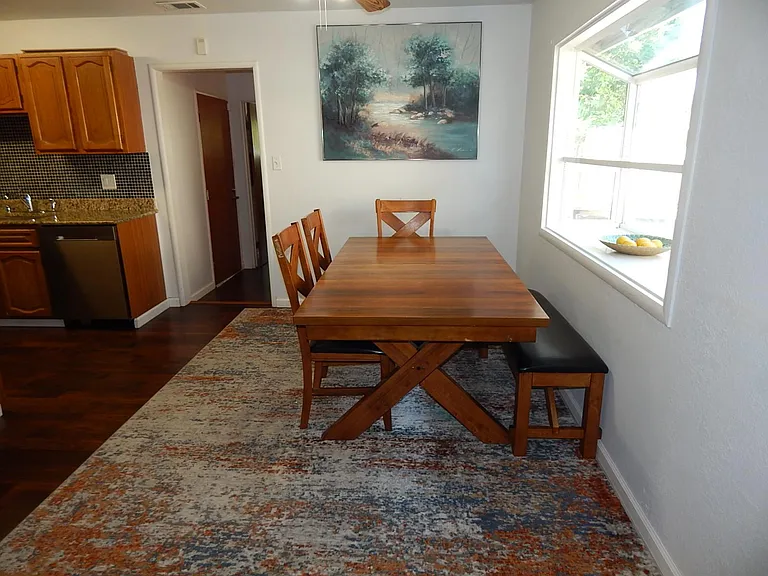 1020 Snyder Dr — Photo 9