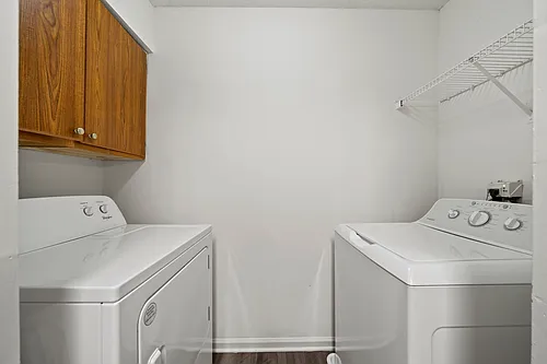Salem Run Apartment Homes Photo 1