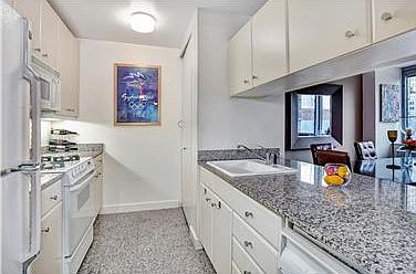 3rd image of 1965 Broadway APT 12G