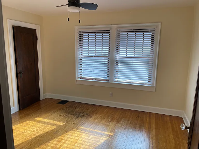 4052 N Central Ave — Photo 30