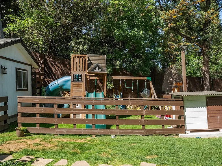 3791 Multiview Dr — Photo 30