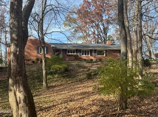 4510 Stagecoach Rd, Kingsport, TN 37664