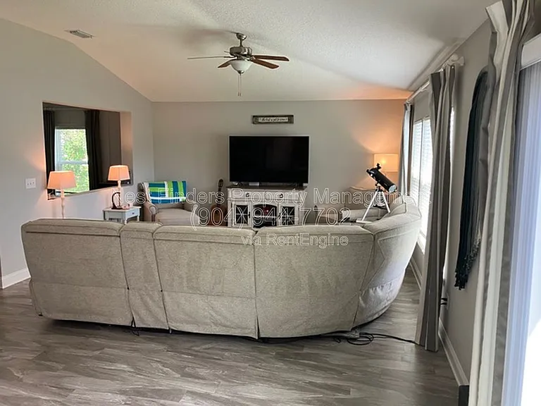 7842 Sunnydale Ln — Photo 9