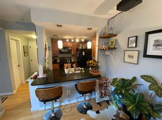 1108 Columbia Rd NW APT 303, Washington, DC 20009