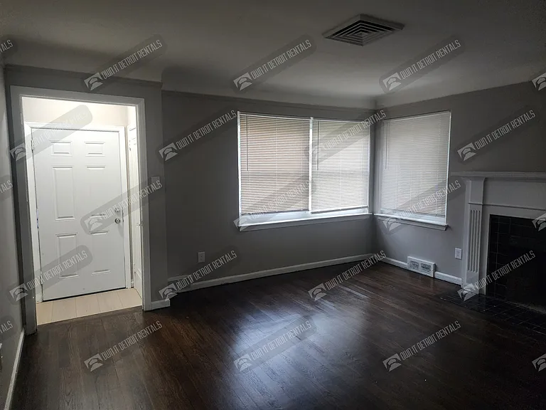 14331 Ardmore St — Photo 4