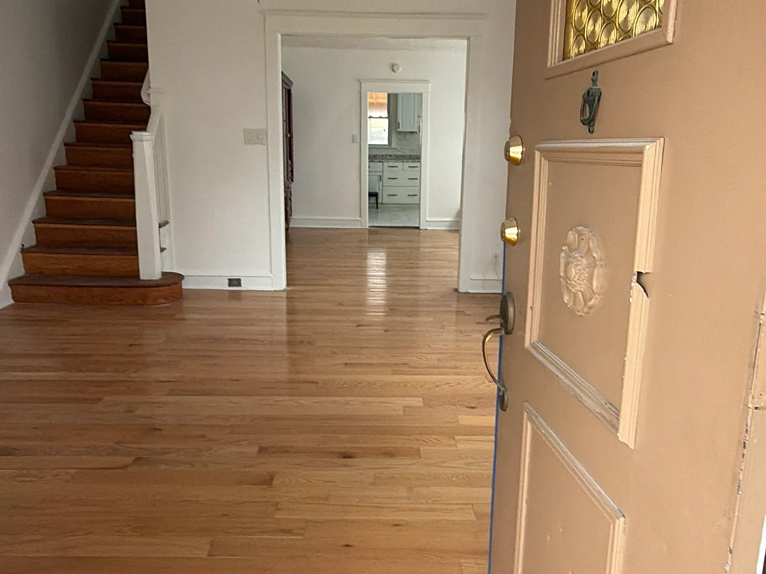39 Elm Ave — Photo 2
