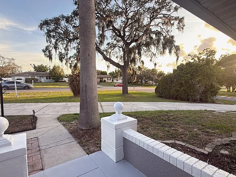 6237 Spring Hill Dr — Photo 24